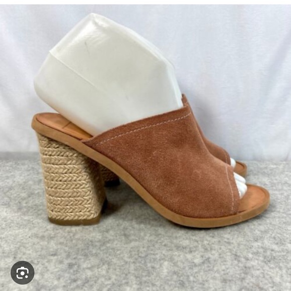 Dolce Vita Alycia Suede Mule Heel - Picture 2 of 7